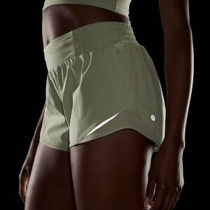 Lululemon Hotty Hot High Rise Lined Shorts 2.5” Fog Green Womans Size 14